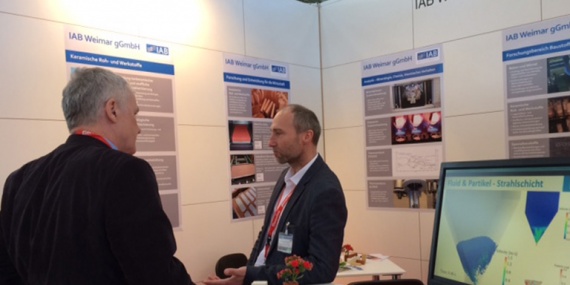 Bild ceramitec 2018: Intensive Gespräche am Stand des IAB Weimar