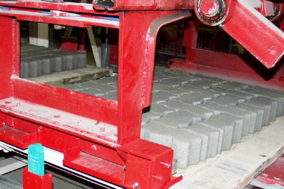 Bild Einrtichtung für die Breitenmessung und Klassifizierung von Steinlagen