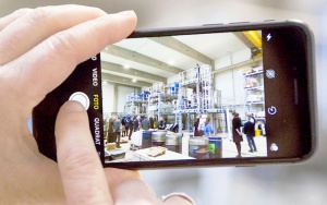 Beliebtes Bildmotiv: Sortieranlage im Recycling-Technikum des IAB Weimar Bild Smartphone-Foto der Sortieranlage im IAB-Recycling-Technikum